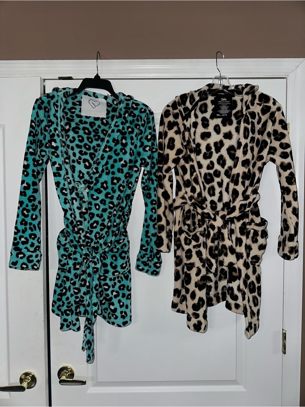 Bundle of 2 Girls Cheetah Print Robes Size Medium Amazing Condition
